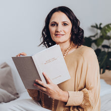 Naložite sliko v pregledovalnik galerije, Dnevnik z zlatim napisom