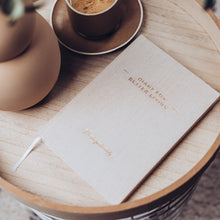 Naložite sliko v pregledovalnik galerije, Dnevnik z zlatim napisom