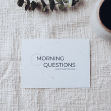 Naložite sliko v pregledovalnik galerije, Dnevnik s črnim napisom